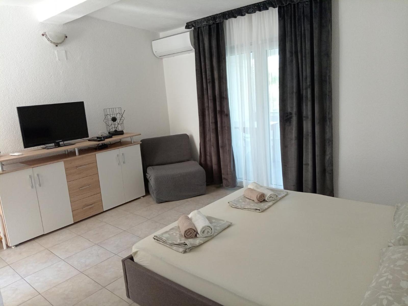 Apartments Seso Паг Экстерьер фото